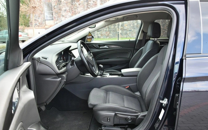 Opel Insignia cena 59900 przebieg: 137000, rok produkcji 2018 z Lidzbark małe 352